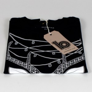 black doe tee 4