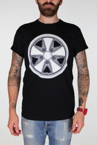 black fuch tee