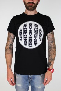 black horn grill tee