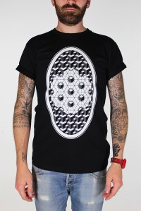 black snowflake tee