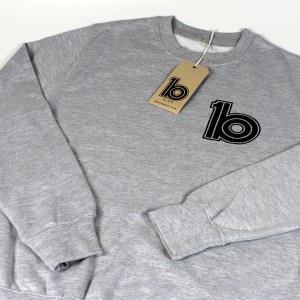 grey sweat 3