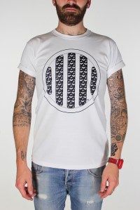 white horn grill tee