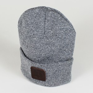 grey beanie 4