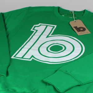 green logo sweat 3